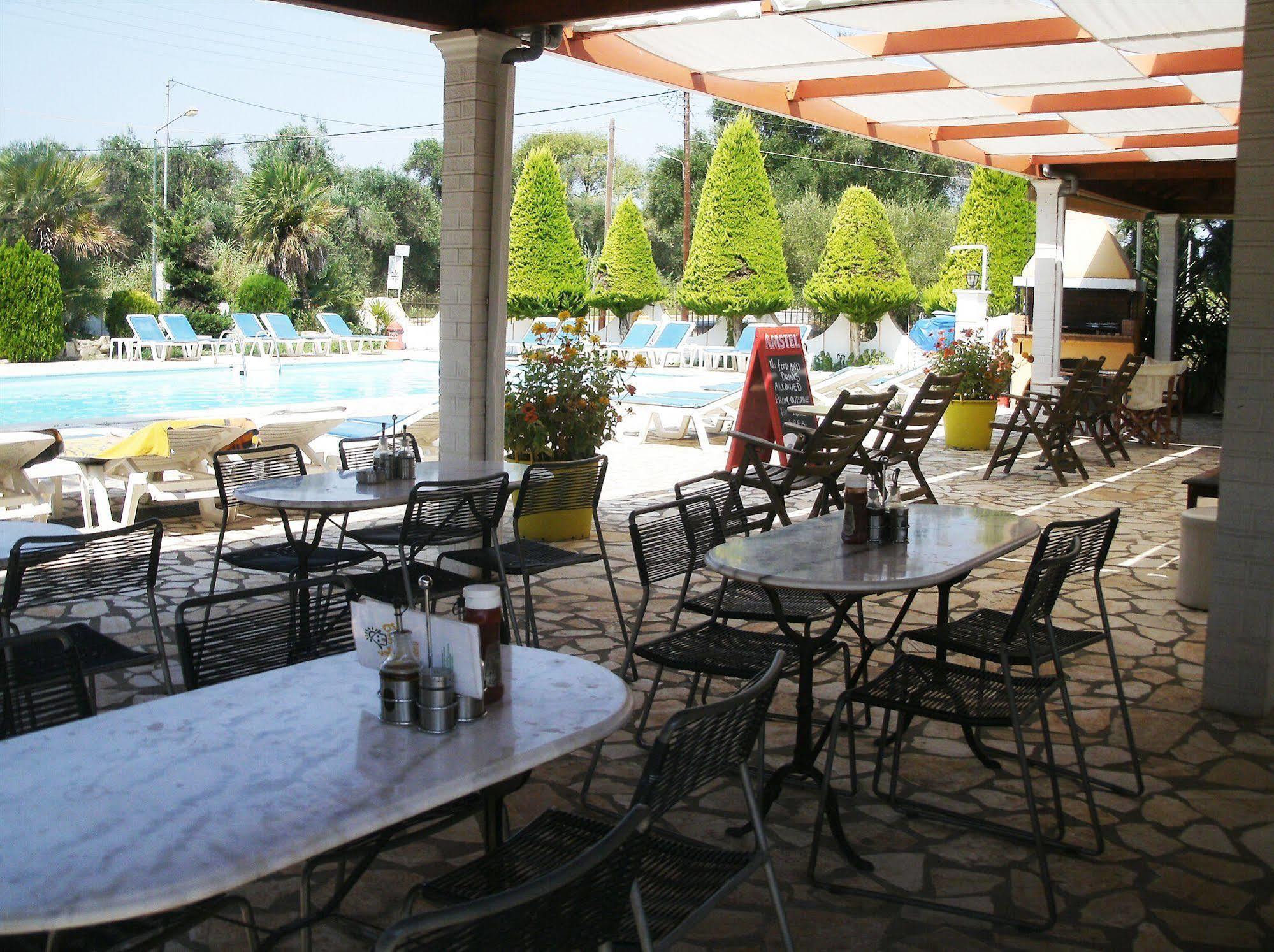 Athina Aparthotel Κάβος Εξωτερικό φωτογραφία